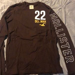 Hollister long sleeve t-shirt